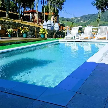 Quinta Da Bandeira - Casa De Ferias No Douro * Martir