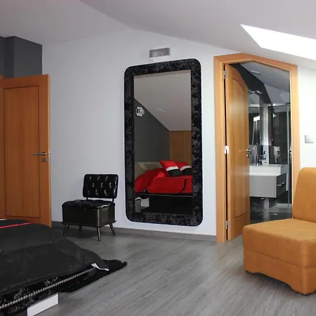 Quinta Da Bandeira - Casa De Ferias No Douro