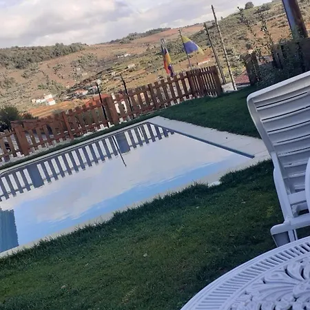 Quinta Da Bandeira - Casa De Ferias No Douro * Martir