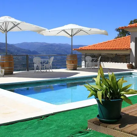 Quinta Da Bandeira - Casa De Ferias No Douro * Martir