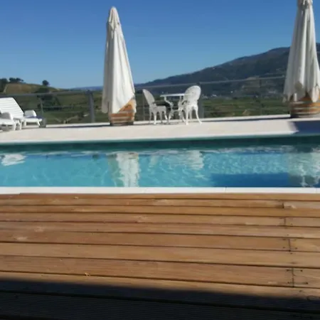 Quinta Da Bandeira - Casa De Ferias No Douro *