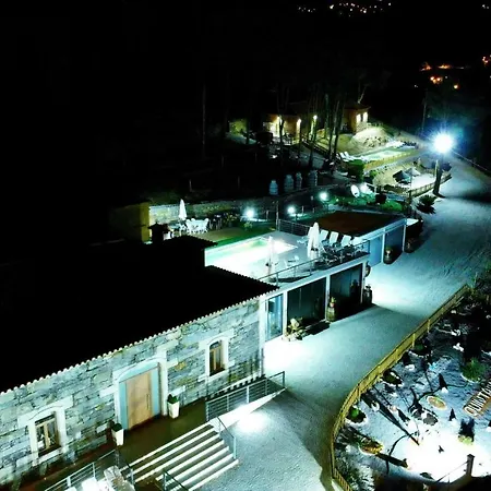 펜션 Quinta Da Bandeira - Casa De Ferias No Douro Martir