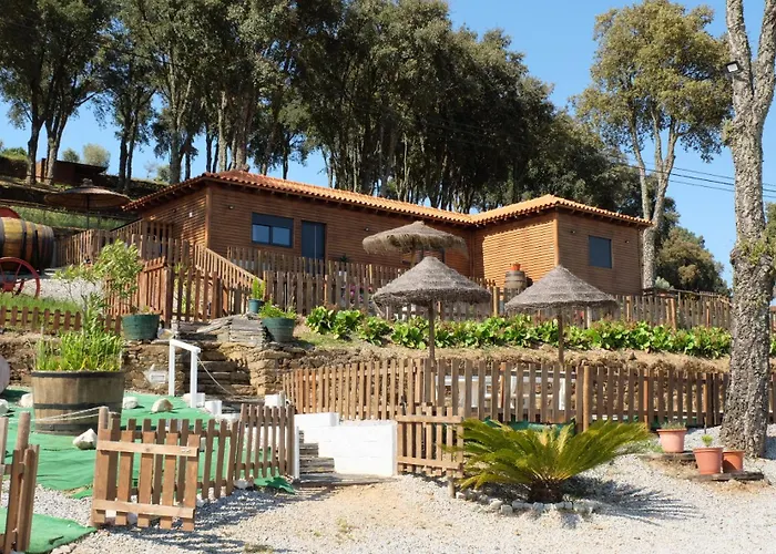 Quinta Da Bandeira - Casa De Ferias No Douro Martir